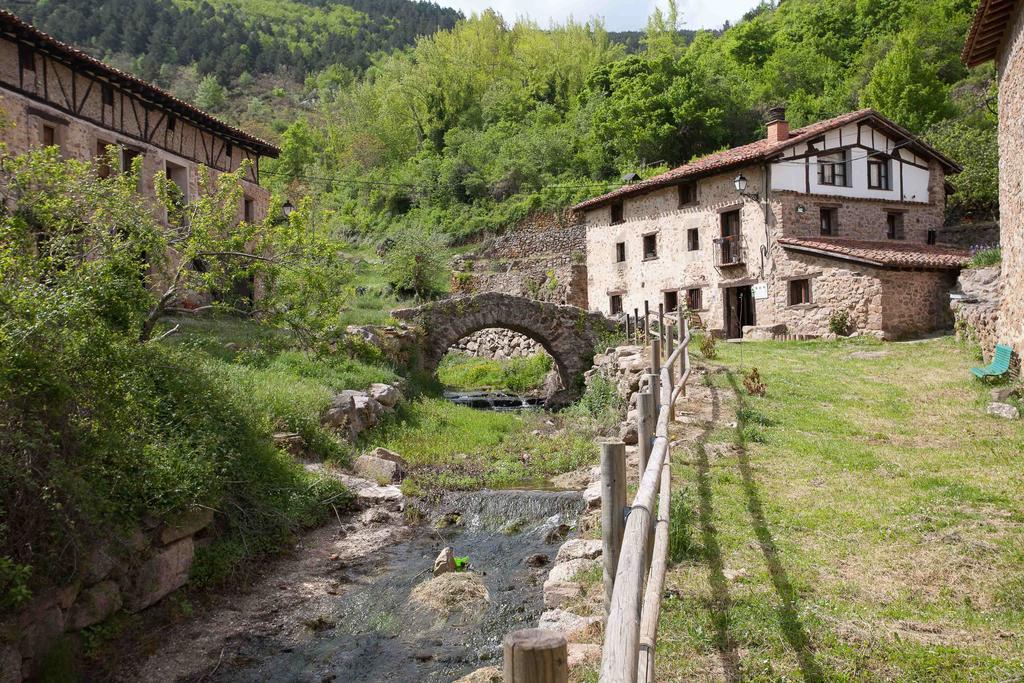Aldeanueva de Cameros Posada De Urreci المظهر الخارجي الصورة